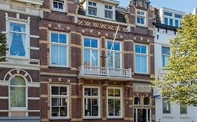 Villa Charlton 71A